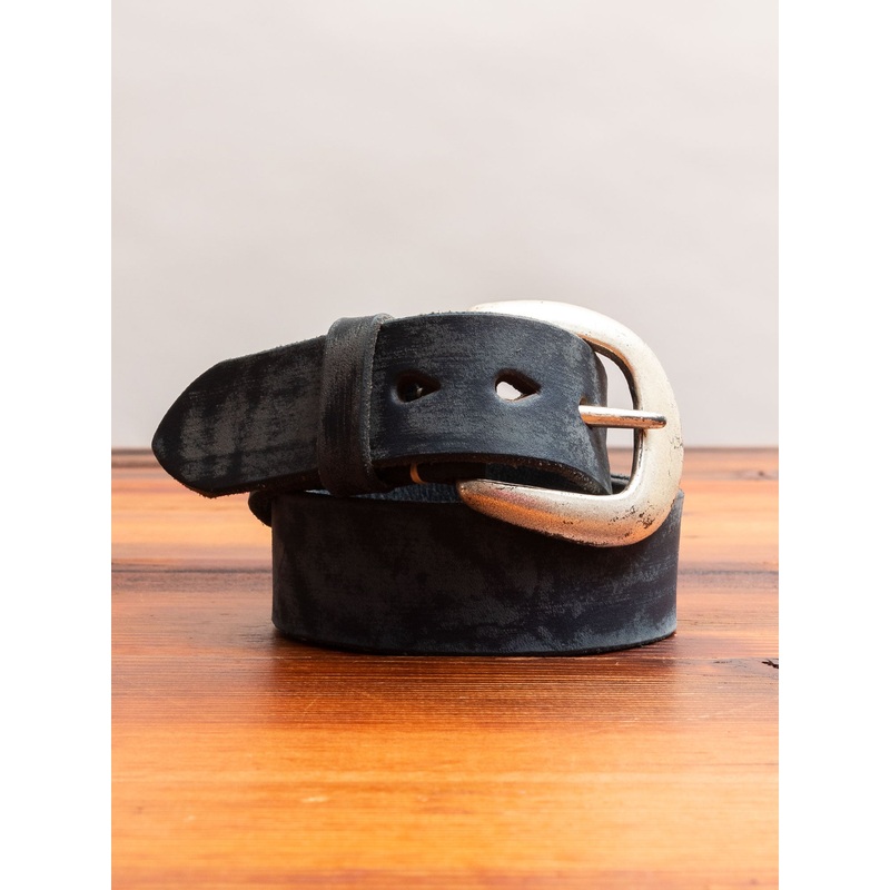 6210 Wild Leather Belt in Dark Navy