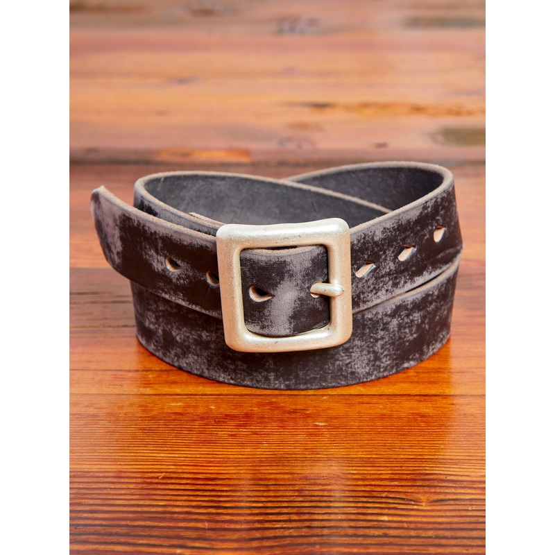 6211 Wild Leather Garrison Belt in Black