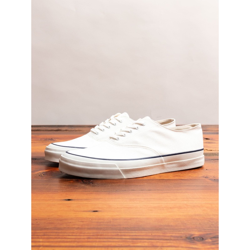 Deck Canvas Sneaker in White|8|8.5|9|9.5|10|11