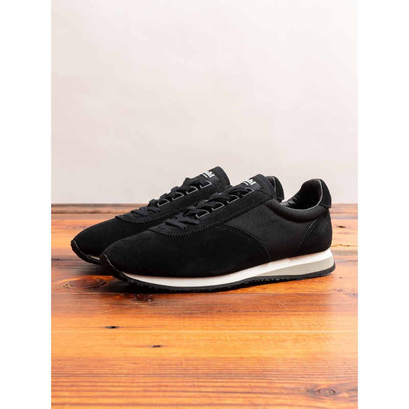 Trainer 024 in Black|8|9|10|11