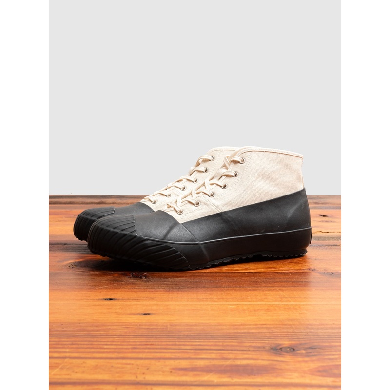 All-Weather Sneaker in Beige/Black