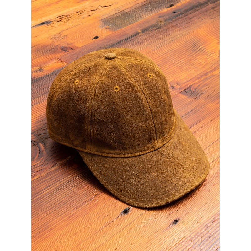 Suede Baseball Cap in Brown|One Size