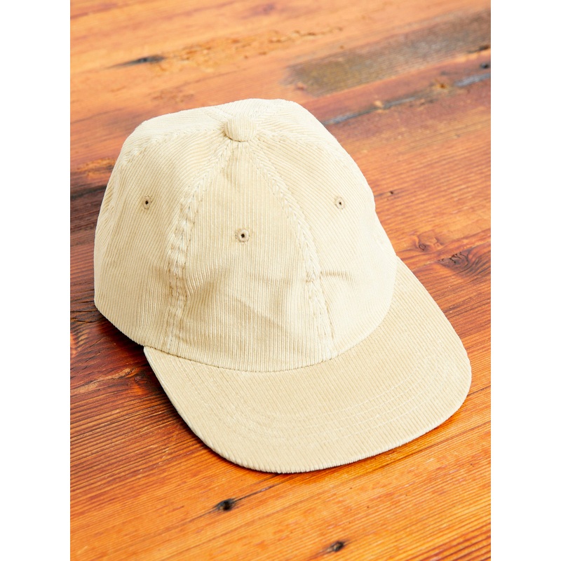 6-Panel Corduroy Cap in Beige|One Size