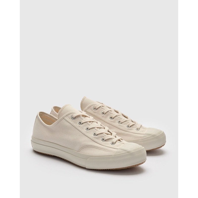 Gym Classic Sneaker in White|7|8|9|10|11|12