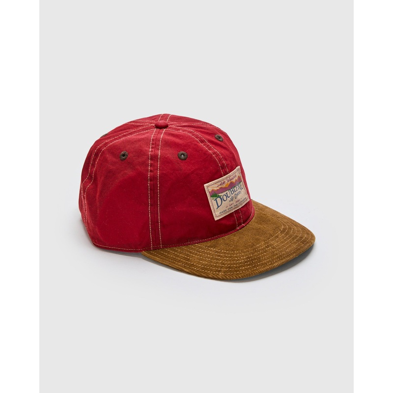 Mountaineering Oil Cloth Sportsman Cap in Vintage Red