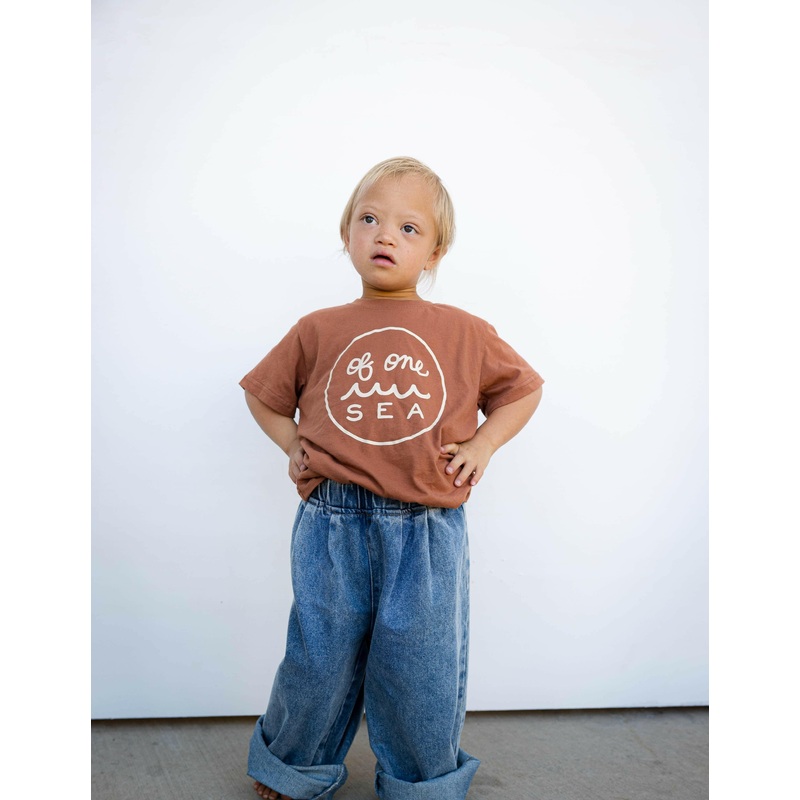 Kids Logo Tee in Rusty Brown|1T|2T|4T (3/4)|6T (5/6)|8Y (7/8)|10Y (9/10)|12Y (11/12)|Rusty Brown