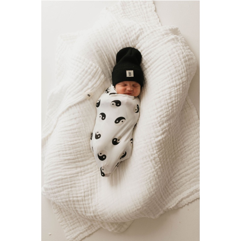 Bamboo Swaddle | Black & White Yin Yang