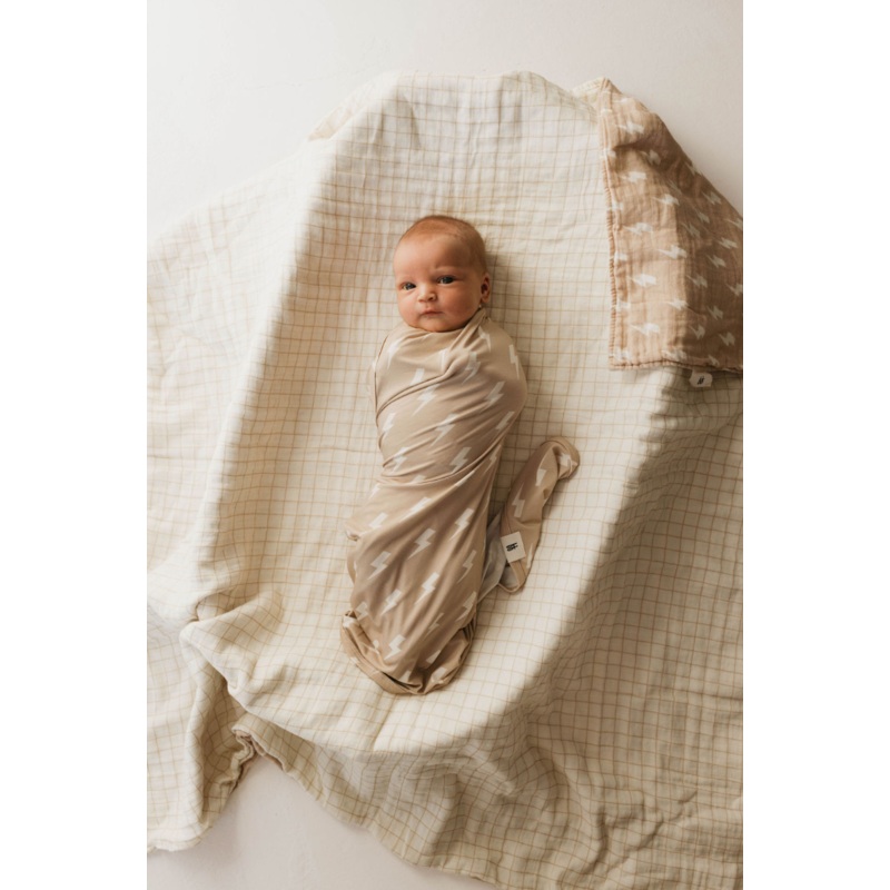 Bamboo Swaddle | Tan & Cream Lightning Bolt