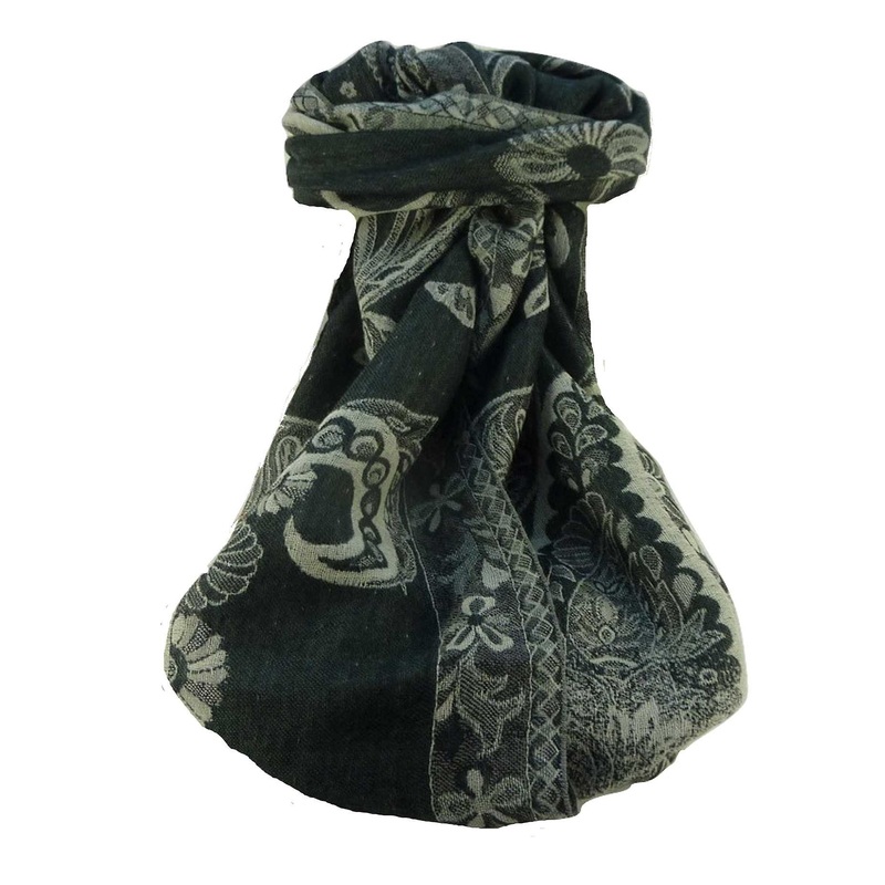 Muffler Scarf 4933 in Fine Pashmina Wool from the Heritage Range by Pashmina & Silk | Fruugo SG